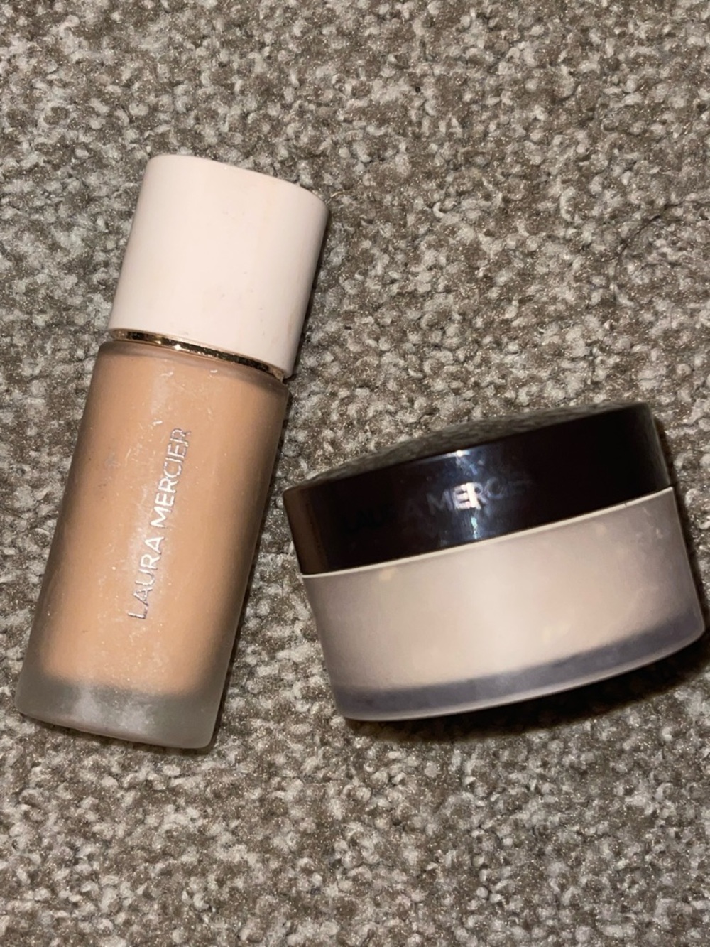 Laura Mercier foundation bundle!
